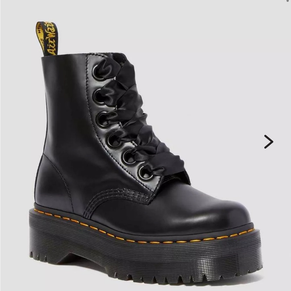 Dr Martens MOLLY WOMEN'S LEATHER PLATFORM BOOTS size 7